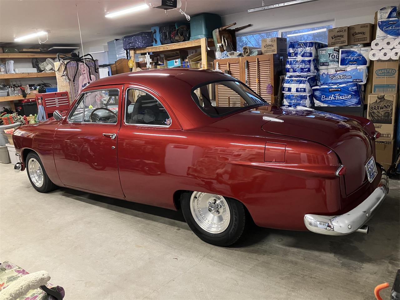 Ford-Business-coupe-1950-Candy-Apple-Red-Gray-2