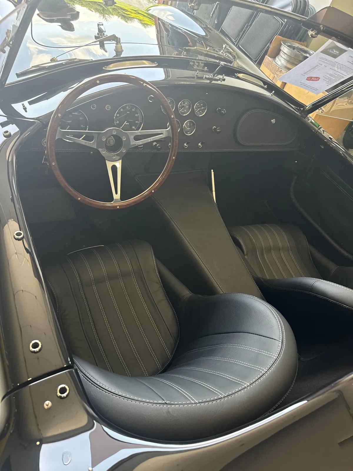 Ford-Cobra-1965-1
