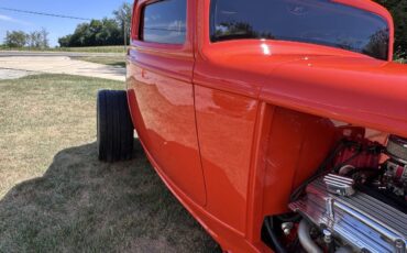 Ford-Coupe-1932-Coupe-17