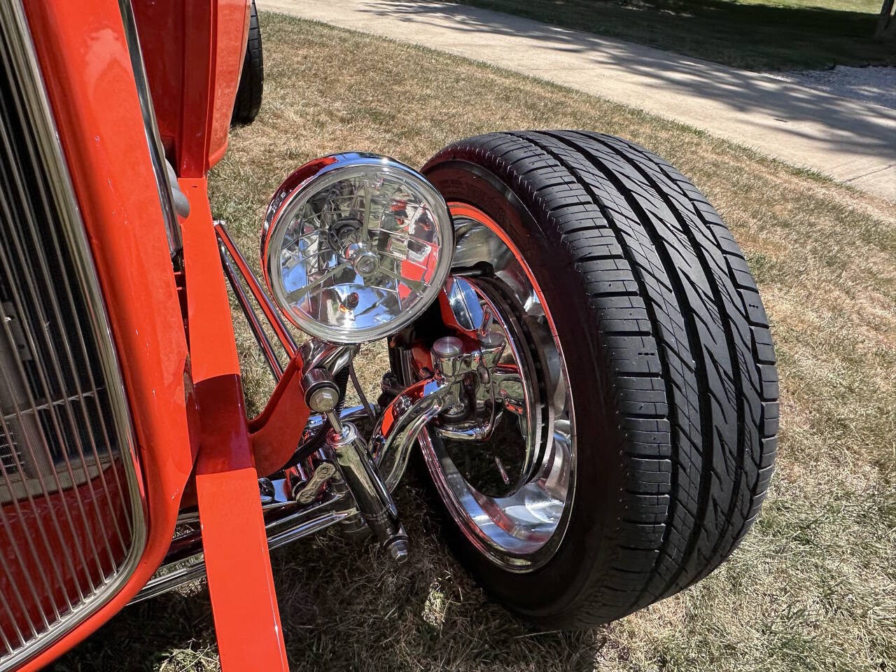 Ford-Coupe-1932-Coupe-37