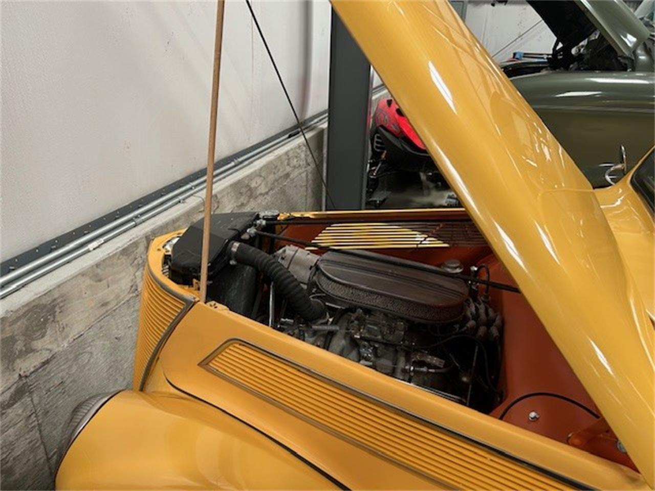 Ford-Coupe-1937-Yellow-White-Black-19