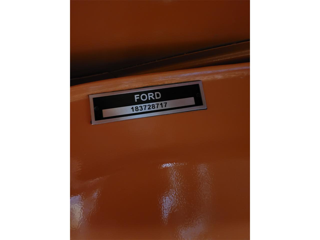 Ford-Coupe-1937-Yellow-White-Black-30
