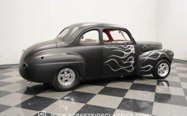 Ford-Coupe-1941-Coupe-12