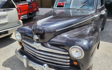Ford-Coupe-1947-Black-5