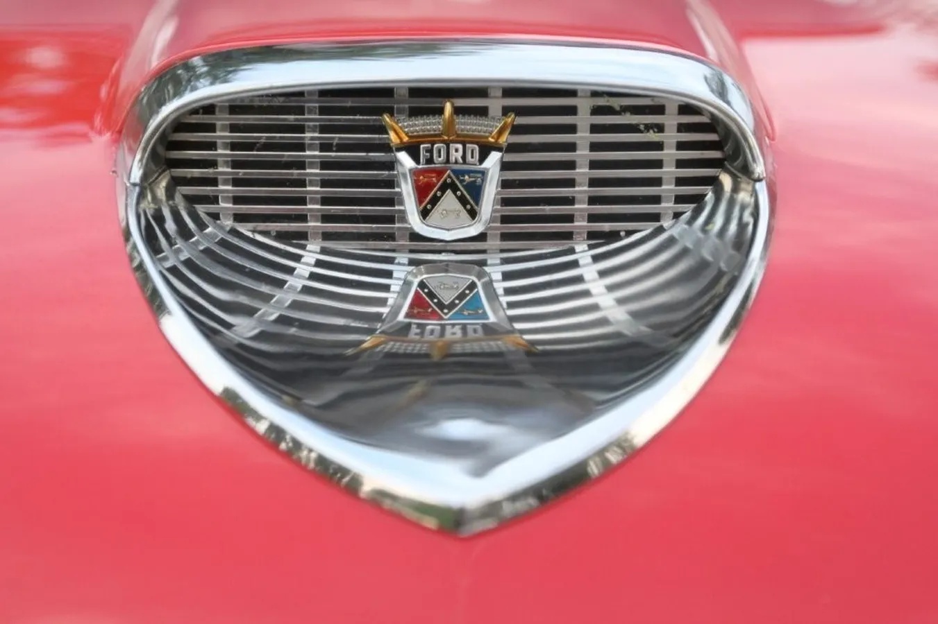 Ford-Courier-1958-Red-Light-Grey-14