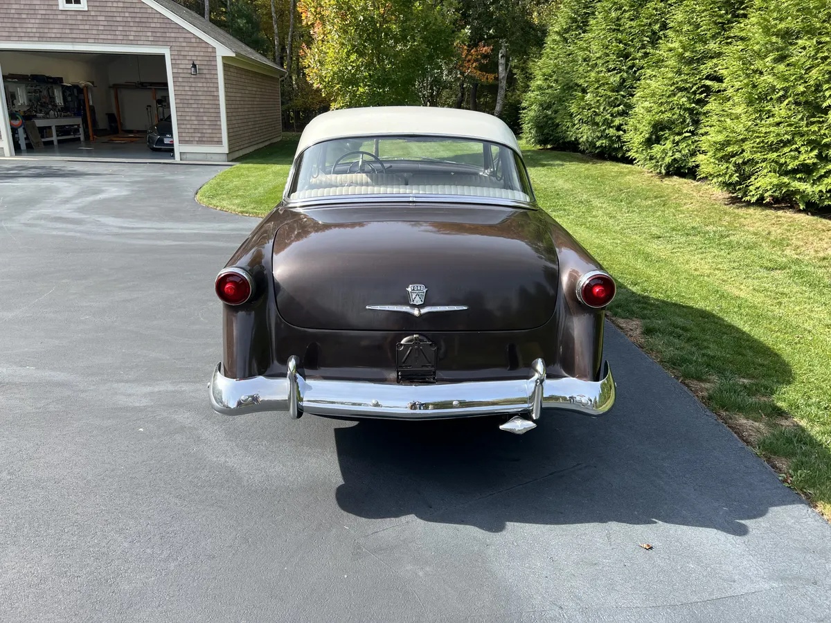 Ford-Crestline-1954-Brown-Brown-2