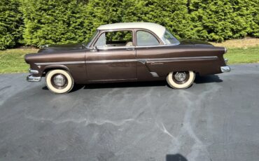 Ford-Crestline-1954-Brown-Brown