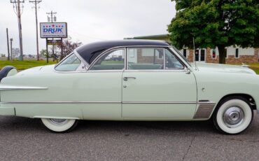 Ford-Crown-Victoria-1951-Other-1