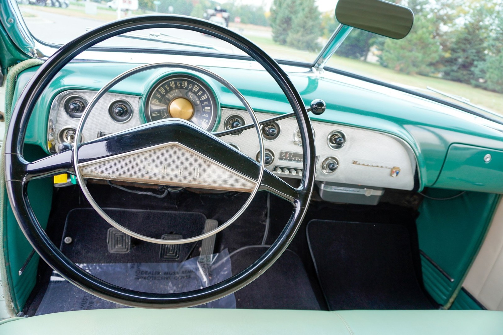 Ford-Crown-Victoria-1951-Other-11