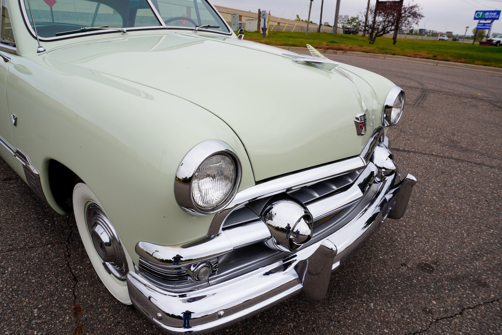 Ford-Crown-Victoria-1951-Other-24
