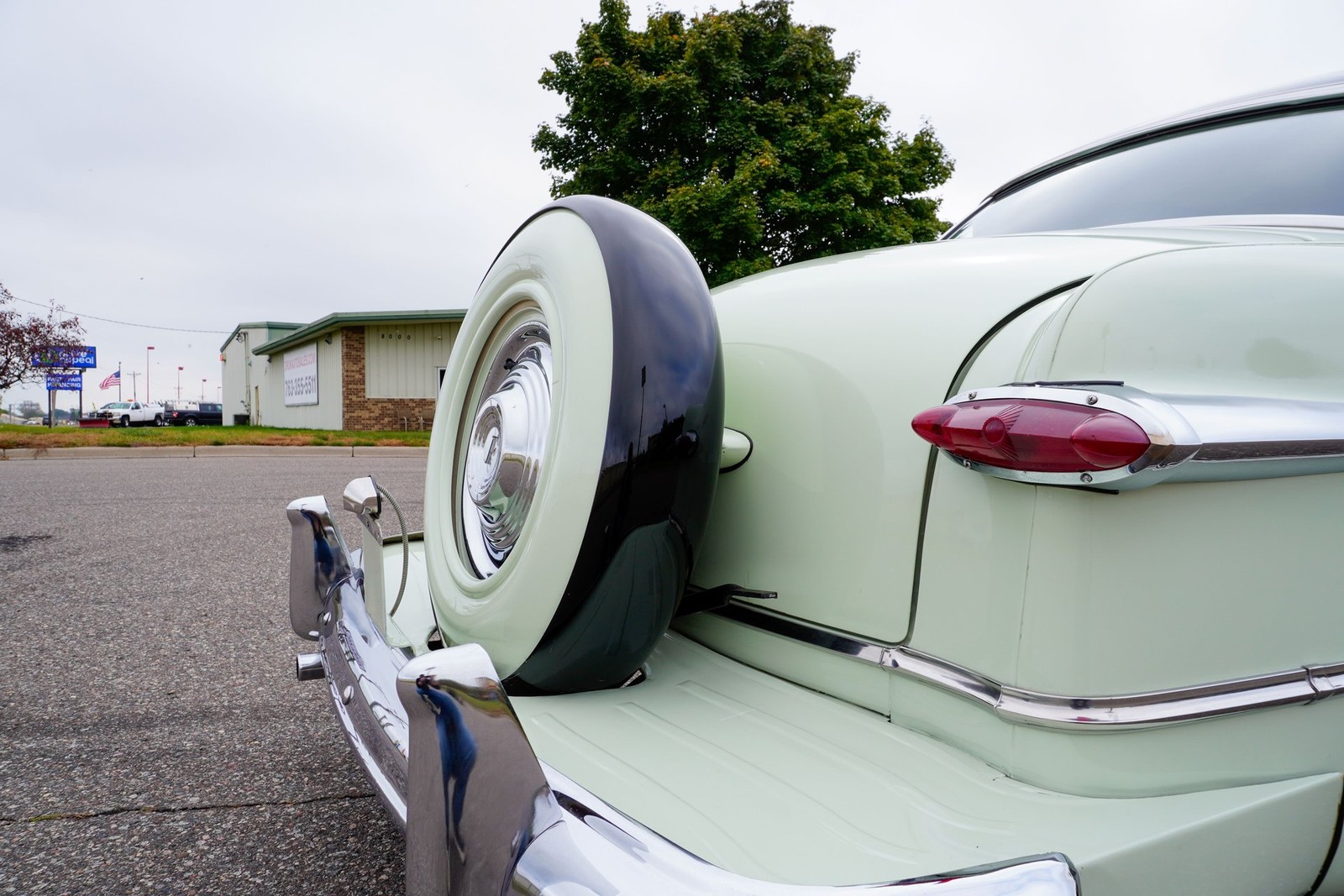 Ford-Crown-Victoria-1951-Other-25