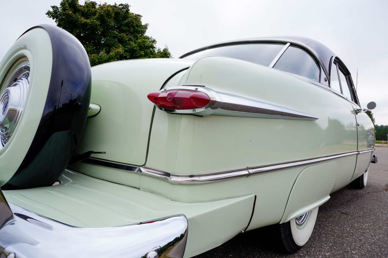 Ford-Crown-Victoria-1951-Other-26