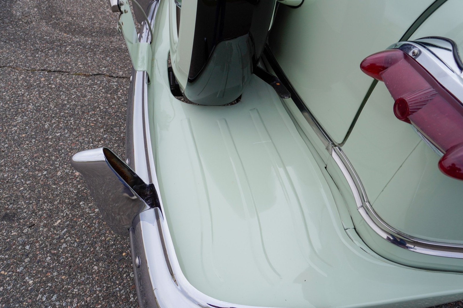 Ford-Crown-Victoria-1951-Other-36