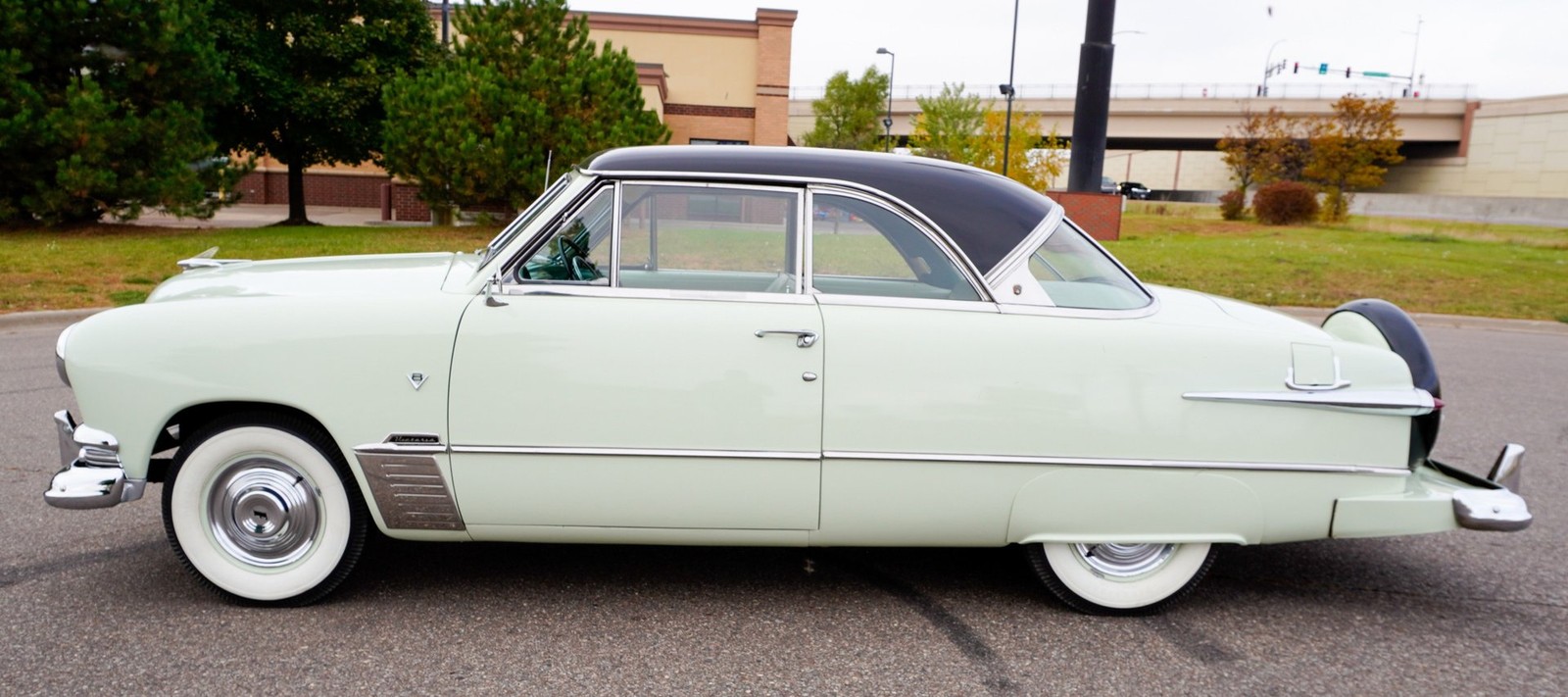 Ford-Crown-Victoria-1951-Other-6