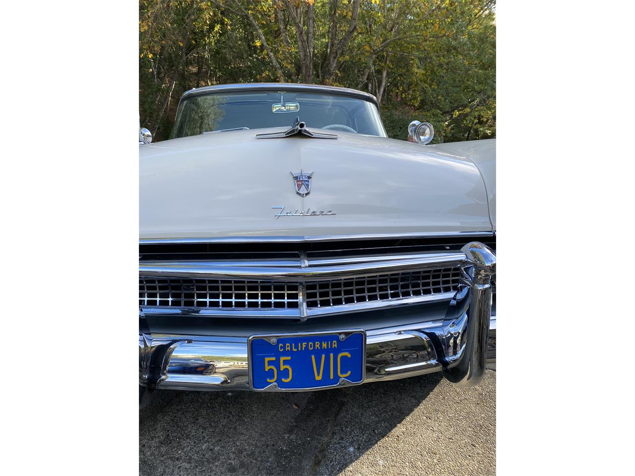 Ford-Crown-victoria-1955-Black-and-white-Black-and-white-5