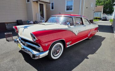 Ford-Crown-victoria-1955-Red-Red-White