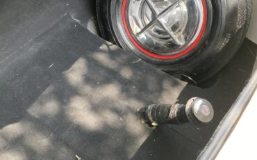 Ford-Custom-1949-Beige-White-10