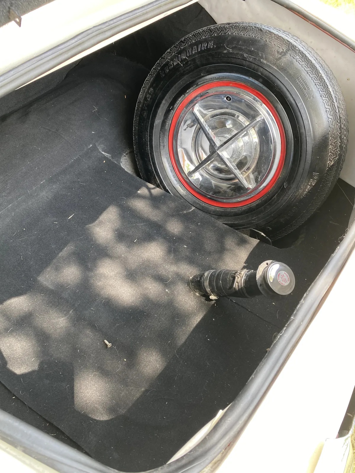 Ford-Custom-1949-Beige-White-10