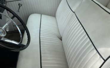 Ford-Custom-1949-Beige-White-13