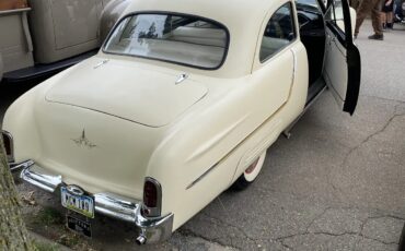 Ford-Custom-1949-Beige-White-18