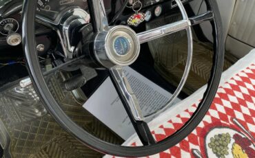 Ford-Custom-1949-Beige-White