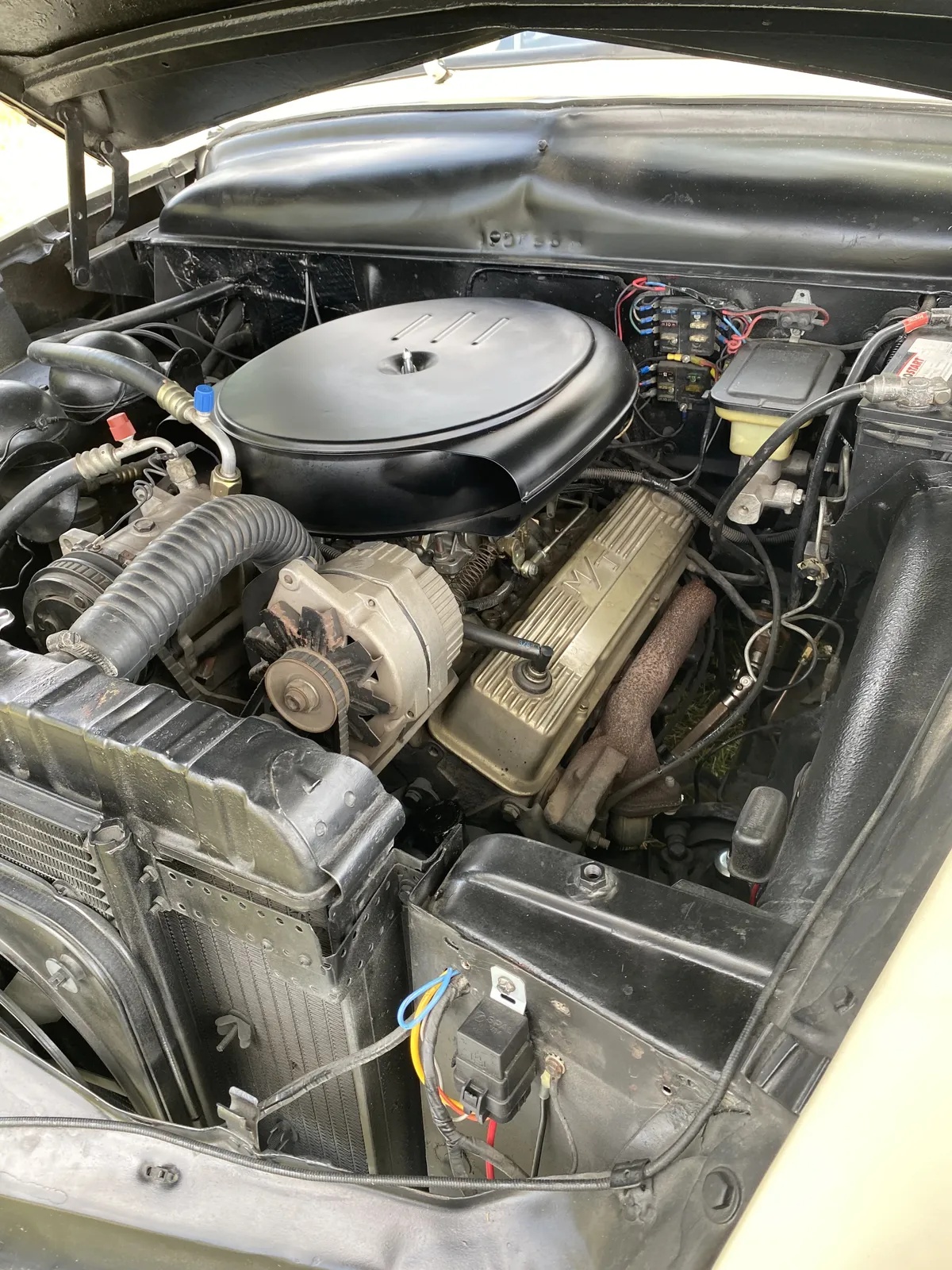 Ford-Custom-1949-Beige-White-4