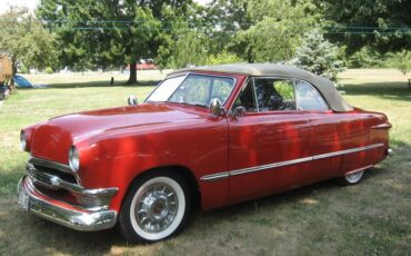 Ford-Custom-1949-Red-Red