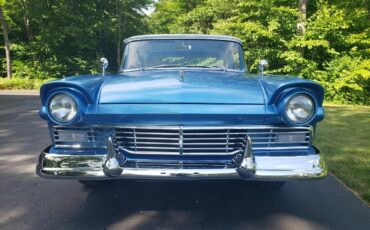 Ford-Custom-1957-Blue-And-White-Blue-And-White-1