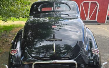 Ford-Custom-Deluxe-Coupe-1940-Coupe-3