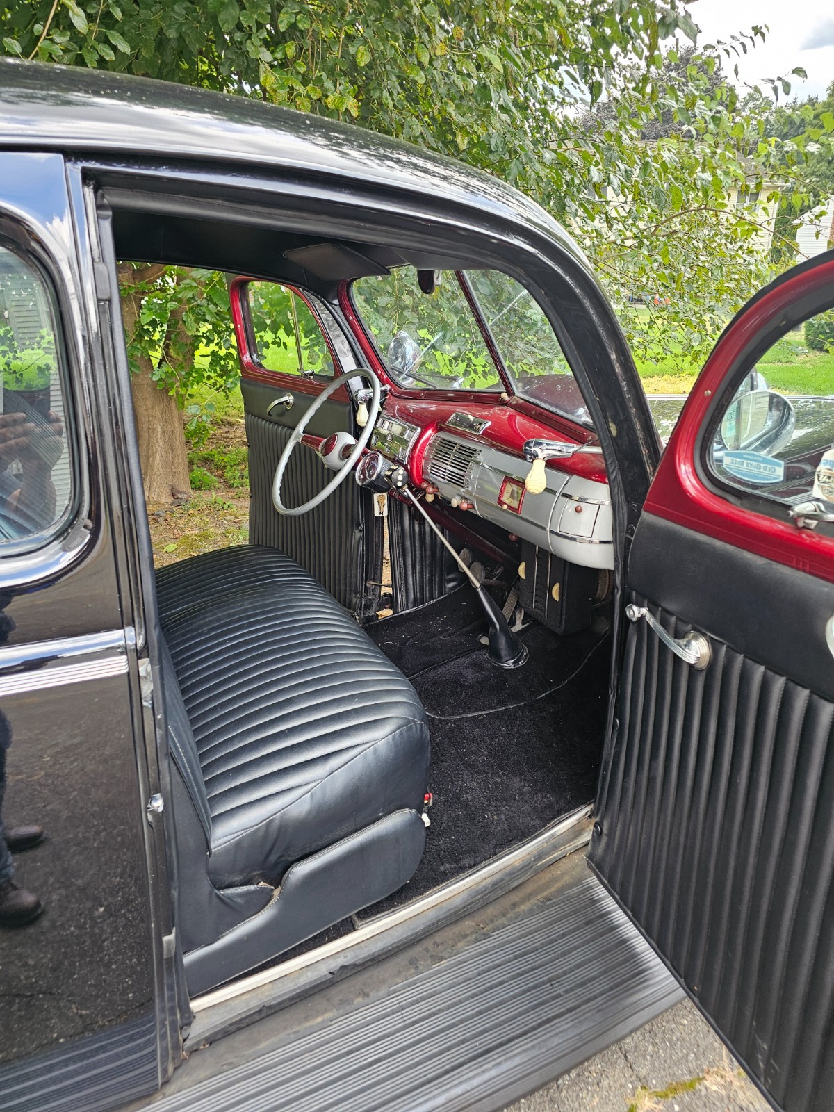 Ford-Custom-Deluxe-Coupe-1940-Coupe-9