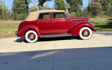 Ford-Deluxe-1937-Red-Tan-1