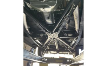 Ford-Deluxe-1940-Black-amp-Gray-Gray-Black-and-Red-20