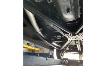 Ford-Deluxe-1940-Black-amp-Gray-Gray-Black-and-Red-21