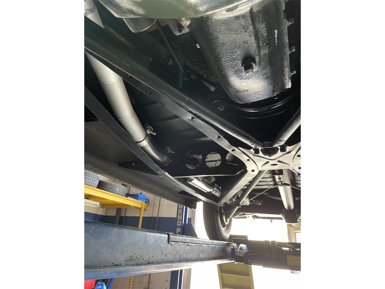 Ford-Deluxe-1940-Black-amp-Gray-Gray-Black-and-Red-21