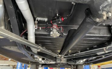 Ford-Deluxe-1940-Black-amp-Gray-Gray-Black-and-Red-48