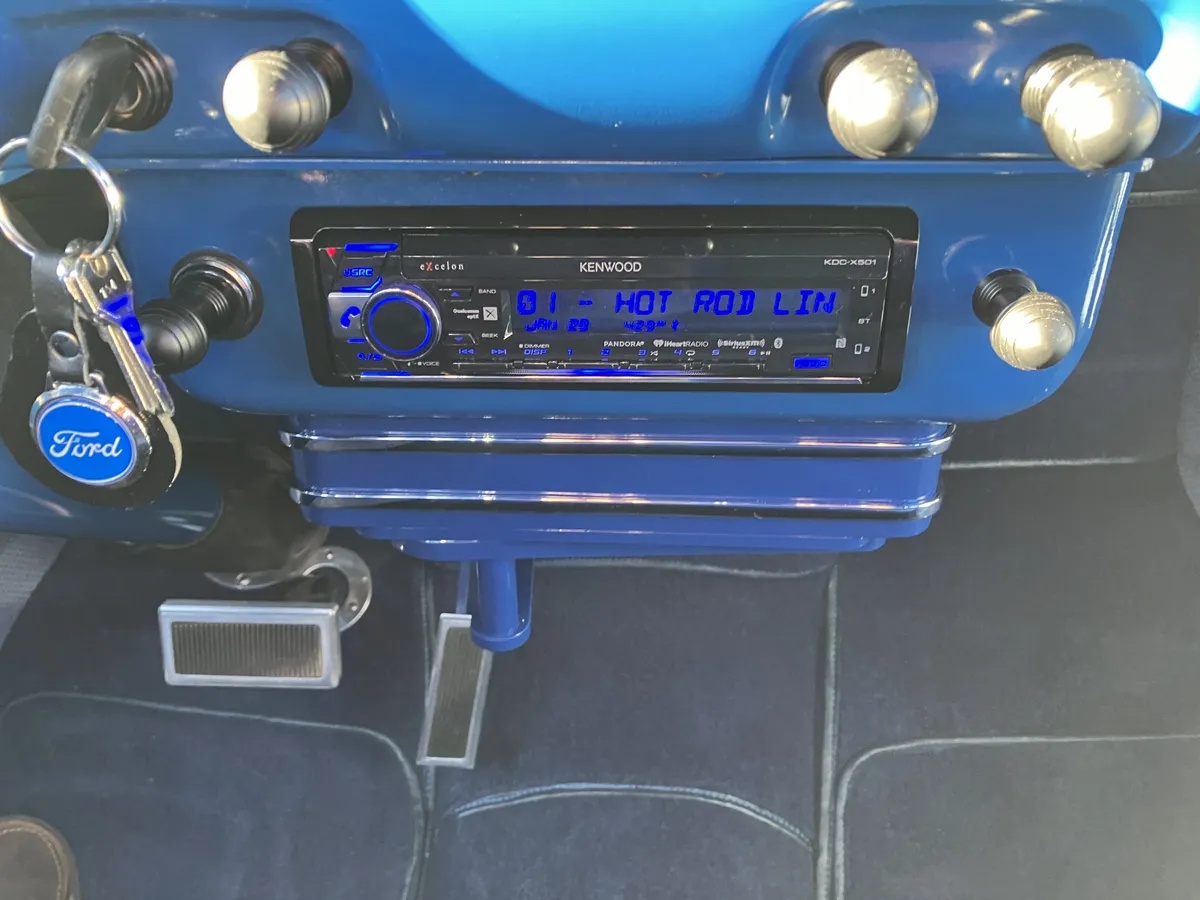 Ford-Deluxe-1940-Blue-Blue-12