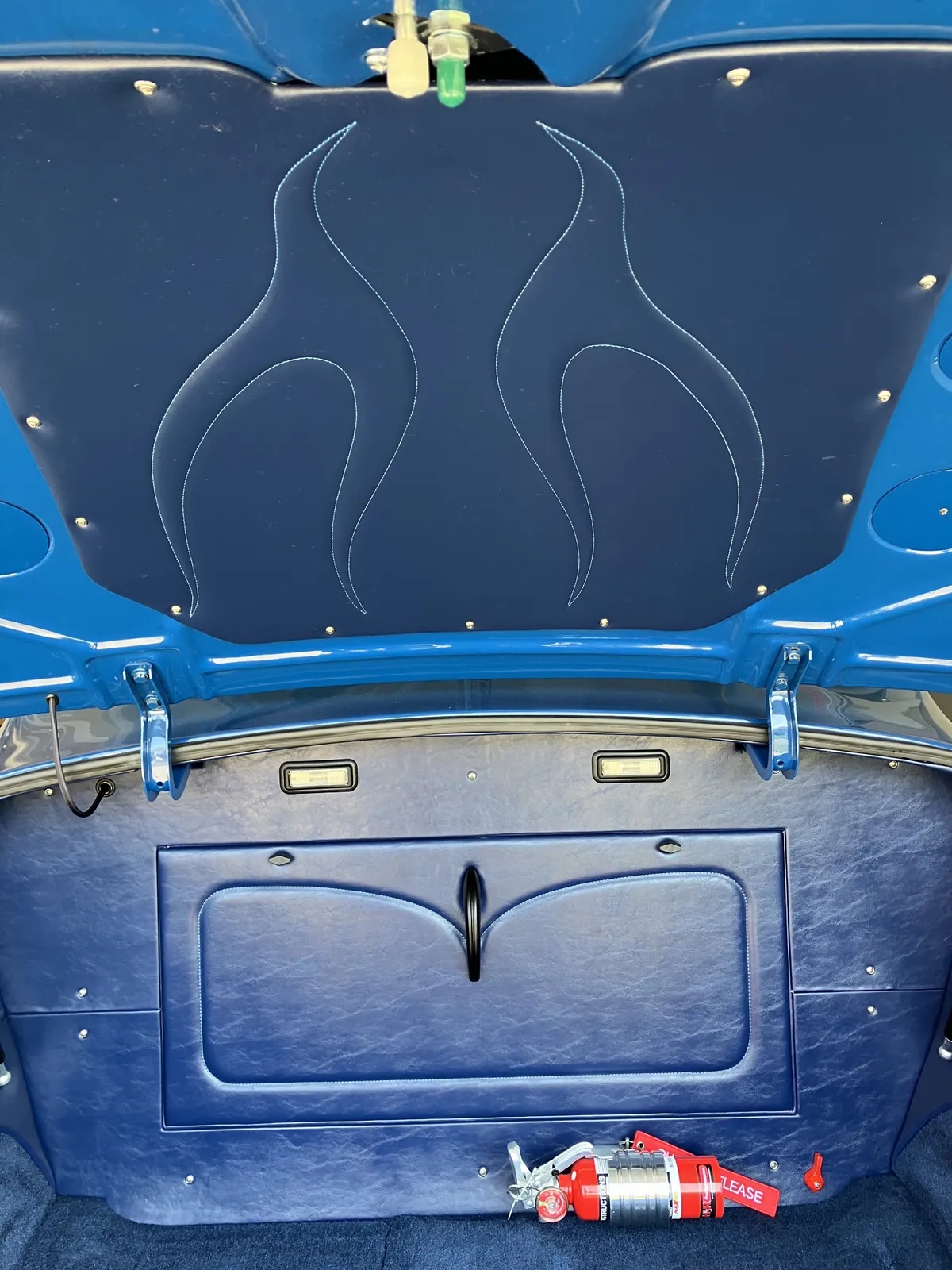 Ford-Deluxe-1940-Blue-Blue-15