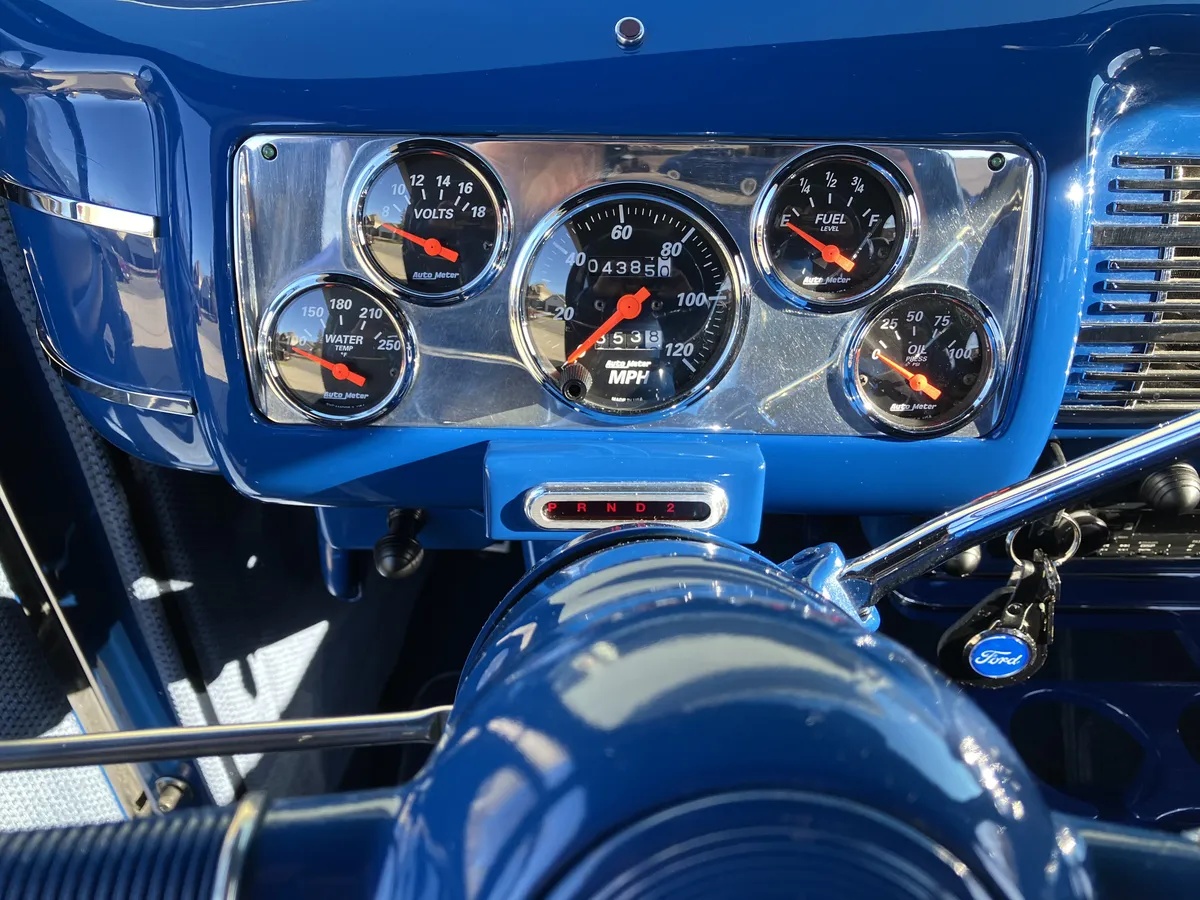 Ford-Deluxe-1940-Blue-Blue-7