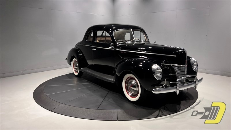 Ford-Deluxe-1940-Coupe-12