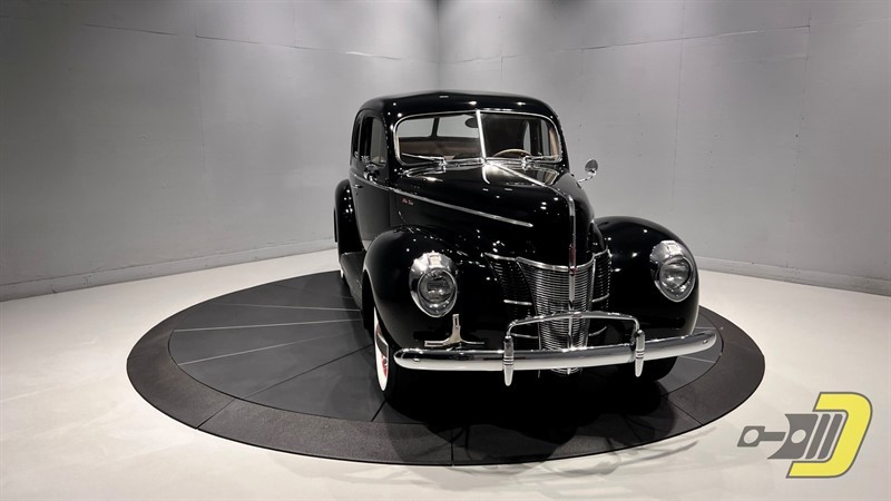 Ford-Deluxe-1940-Coupe-13