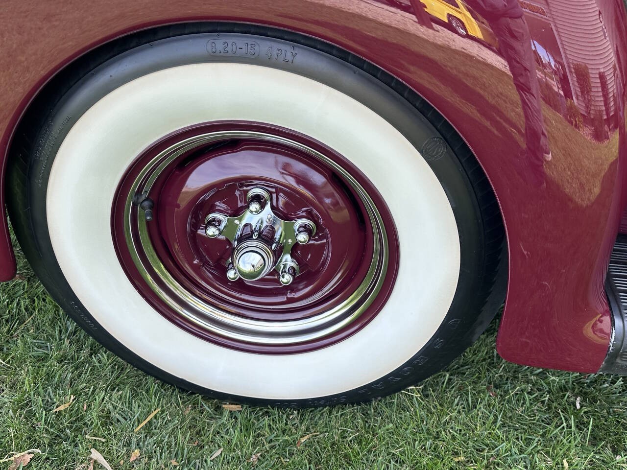 Ford-Deluxe-1940-Coupe-18