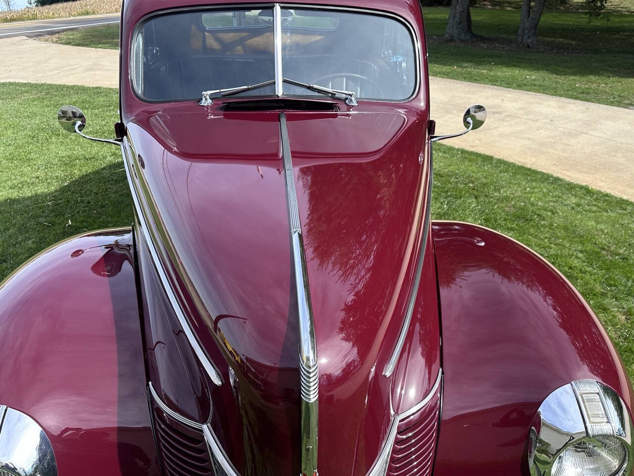 Ford-Deluxe-1940-Coupe-25
