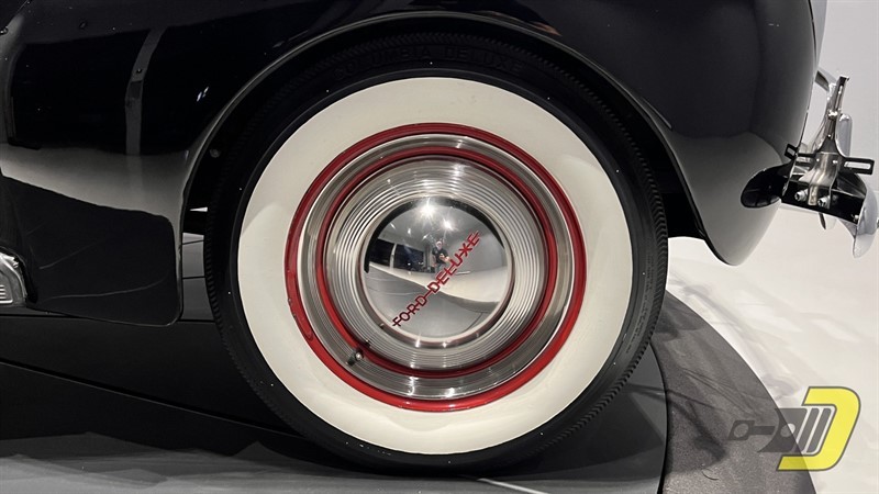Ford-Deluxe-1940-Coupe-36