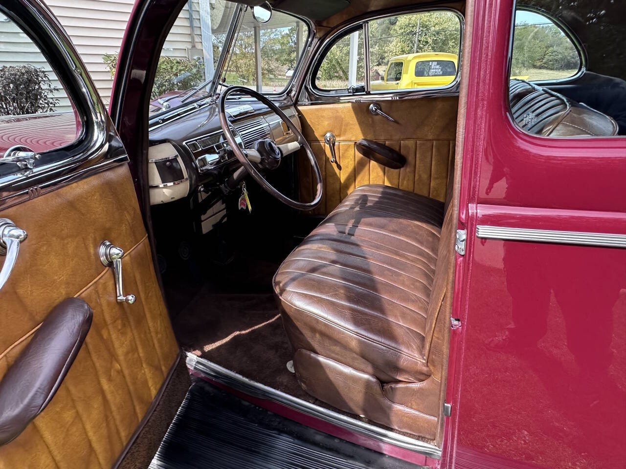 Ford-Deluxe-1940-Coupe-36