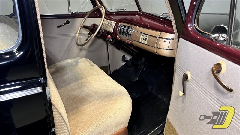 Ford-Deluxe-1940-Coupe-39