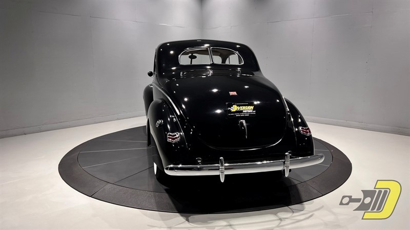Ford-Deluxe-1940-Coupe-5