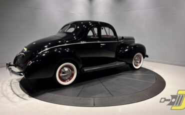 Ford-Deluxe-1940-Coupe-8