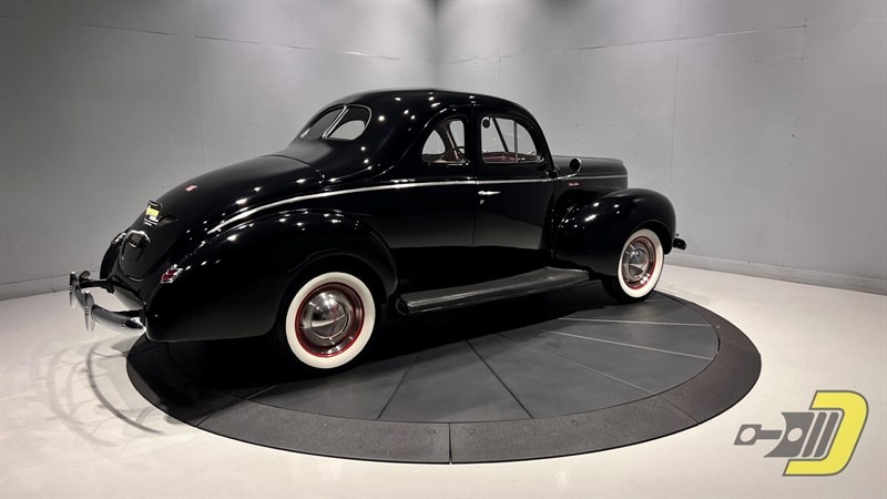 Ford-Deluxe-1940-Coupe-8