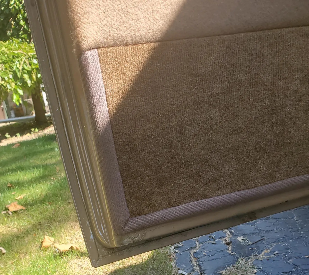 Ford-Deluxe-1940-Sahara-Tan-Brown-3