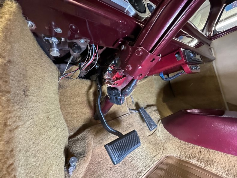 Ford-Deluxe-1948-Tordo-Red-Beige-1